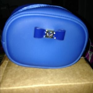 Tory Burch Accessories - AUTHENTIC TORY BURCH MAKE UP BAG BUNDLE Tory Burch Accessories - AUTHENTIC TORY BURCH MAKE UP BAG BUNDLE