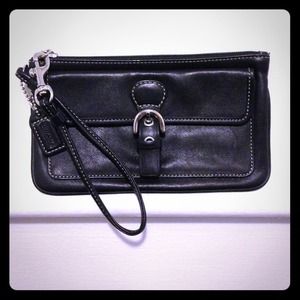 Authentic Small Coach Wristlet Authentic Small Coach Wristlet