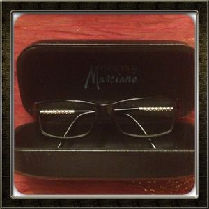 Black GUESS Marciano Eyeglasses ! Black GUESS Marciano Eyeglasses !