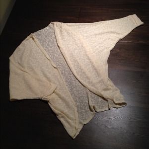 NWOT IVORY SLUB KNIT OVERSIZE DOLMAN SLV CARDIGAN NWOT IVORY SLUB KNIT OVERSIZE DOLMAN SLV CARDIGAN