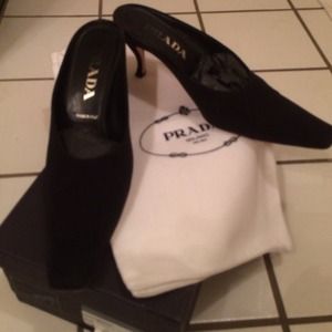 Prada Calzature Donna mules. Prada Calzature Donna mules.
