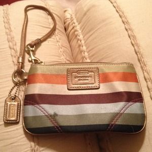 Authentic Legacy Coach Wristlet Authentic Legacy Coach Wristlet