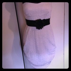 Cream dress with gathered sides with belt Cream dress with gathered sides with belt