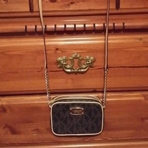 authentic Michael Kors crossbody authentic Michael Kors crossbody