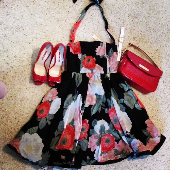 Alice + Olivia Dresses & Skirts - πΉHPπΉ Alice + Olivia chiffon dress size 0 BNWT 4 Alice + Olivia Dresses & Skirts - πΉHPπΉ Alice + Olivia chiffon dress size 0 BNWT 4