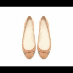 Zara nude camel ballerina flats with bow. Zara nude camel ballerina flats with bow.