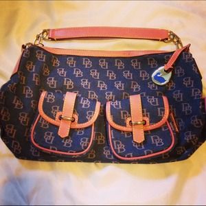 Vintage Dooney & Bourke Pretty in Pink Vintage Dooney & Bourke Pretty in Pink