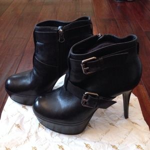 Pour La Victoire "Angelique" Boots Pour La Victoire "Angelique" Boots