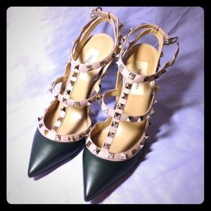 Auth Valentino Rock stud Heels Dark green 36.5 Auth Valentino Rock stud Heels Dark green 36.5