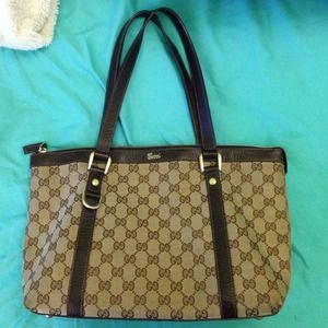 authentic Gucci abbey tote authentic Gucci abbey tote