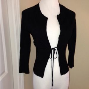 Sophie Max Tops - NWOT, Sophie Max Black 3/4 sleeve Tie Front Top! Sophie Max Tops - NWOT, Sophie Max Black 3/4 sleeve Tie Front Top!