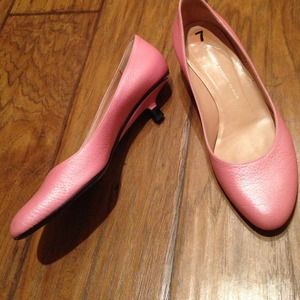 Giuseppe Zanotti Pink pearl kitten heels 37 us 7 Giuseppe Zanotti Pink pearl kitten heels 37 us 7