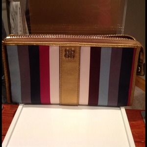 Coach legacy stripe zippy wallet Coach legacy stripe zippy wallet