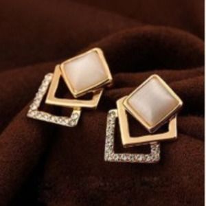 Jewelry - ⚡️sale⚡️Embellished Square Earrings Jewelry - ⚡️sale⚡️Embellished Square Earrings