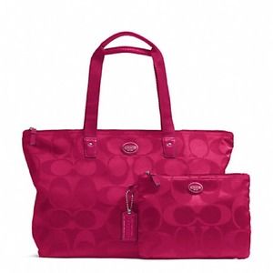 NWT Coach Signature Packable Weekender fushia OBO NWT Coach Signature Packable Weekender fushia OBO