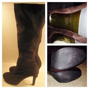 TAHARI Brown Microfiber Knee High Tall Heel Boots TAHARI Brown Microfiber Knee High Tall Heel Boots