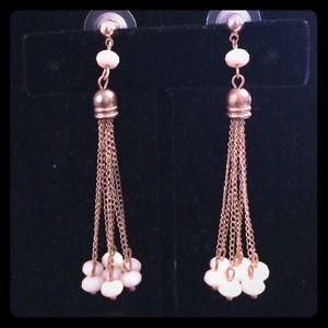 14kt Gold chain & Off white Jade Earrings 14kt Gold chain & Off white Jade Earrings