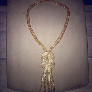 Shoedazzle Jewelry - ✨REDUCED✨Haute Knot Gold Necklace Shoedazzle Jewelry - ✨REDUCED✨Haute Knot Gold Necklace