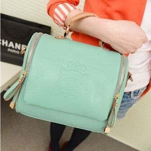 โผ๏ธLAST ONEโผ๏ธThe DARLING bag in MINT GREEN โผ๏ธLAST ONEโผ๏ธThe DARLING bag in MINT GREEN