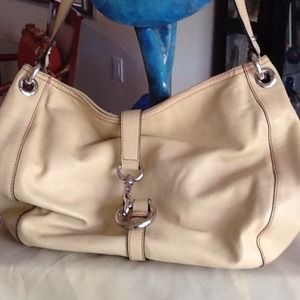 Beautiful leather bag by MARC JACOBS. Beautiful leather bag by MARC JACOBS.