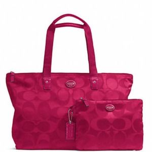 Gateaway Signature Nylon Packable Weekender Tote Gateaway Signature Nylon Packable Weekender Tote