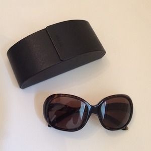 Prada Accessories - Authentic Oversized Prada Sunglasses Prada Accessories - Authentic Oversized Prada Sunglasses