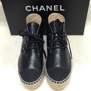 Authentic❤✨Brand New✨Chanel Espadrilles 2014 Authentic❤✨Brand New✨Chanel Espadrilles 2014