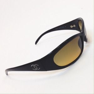 CHANEL Accessories - Authentic Chanel Sunglasses CHANEL Accessories - Authentic Chanel Sunglasses