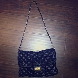 Quilted cross body bag Quilted cross body bag