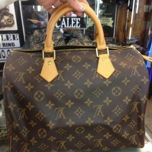 100% Authentic Louis Vuitton Speedy 30 monogram 100% Authentic Louis Vuitton Speedy 30 monogram