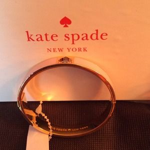 ๏ฏAuthentic Kate Spade baby pink and gold bracelet ๏ฏAuthentic Kate Spade baby pink and gold bracelet