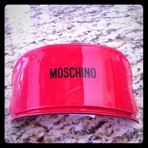 Like NEW MOSCHINO black sunglasses Like NEW MOSCHINO black sunglasses