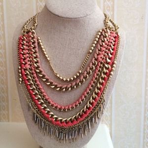 Stella & Dot Carmen Statement Necklace-never worn Stella & Dot Carmen Statement Necklace-never worn