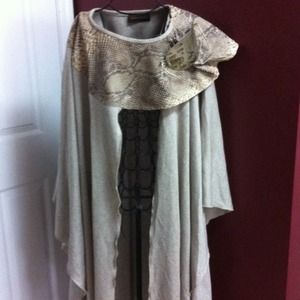 Real snake skin long Lisandro Sarasola poncho Real snake skin long Lisandro Sarasola poncho