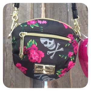 Betsey Johnson Crossbody Purse Betsey Johnson Crossbody Purse