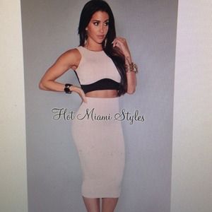Cream & Black textured 2 piece set Cream & Black textured 2 piece set