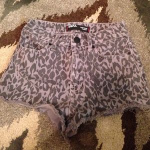 SALE BDG High rise Cheeky Shorts size 25 urban SALE BDG High rise Cheeky Shorts size 25 urban