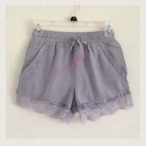 Brandy Melville lace shorts Brandy Melville lace shorts