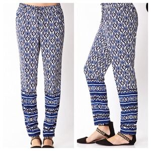 Forever 21 Printed Pants Forever 21 Printed Pants