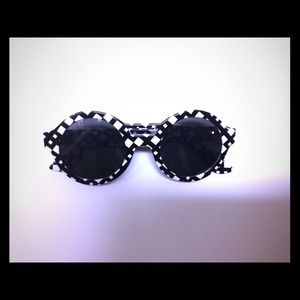 NWOT Peter Pilotto retro sunglasses NWOT Peter Pilotto retro sunglasses