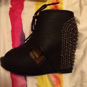 Mary spike by Jeffrey Campbell Mary spike by Jeffrey Campbell