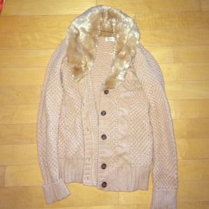 Zara knit Faux Fur Sweater Zara knit Faux Fur Sweater