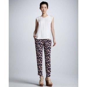 Joie Pants - ⚡️FINAL SALE⚡️NWT. Amazing! Joie silk haram pant. Joie Pants - ⚡️FINAL SALE⚡️NWT. Amazing! Joie silk haram pant.