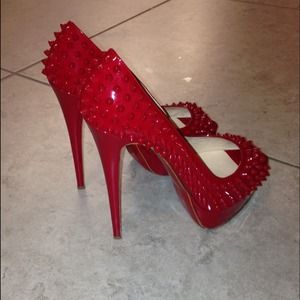 Christian louboutin size 39 lady peep red spikes Christian louboutin size 39 lady peep red spikes