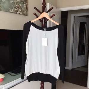 Joie's White/Black Silk front PulloverXS Joie's White/Black Silk front PulloverXS