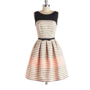 ModCloth Dresses & Skirts - Amazing Modcloth dress! ModCloth Dresses & Skirts - Amazing Modcloth dress!