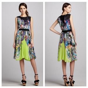 BCBGMaxAzria Dresses & Skirts - SALE 🎀 BCBGMaxAzria Sierra Pleated Dress BCBGMaxAzria Dresses & Skirts - SALE 🎀 BCBGMaxAzria Sierra Pleated Dress