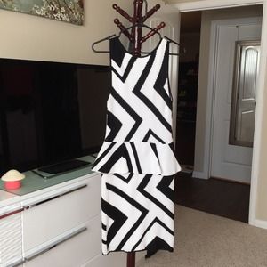 οΈAlice Olivia Dress Sz0οΈ οΈAlice Olivia Dress Sz0οΈ