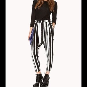 FOREVER 21 Modernist Striped Harem Pants FOREVER 21 Modernist Striped Harem Pants