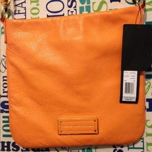 NWT Hot "Marc Jacobs Saffron" Crosbdy NWT Hot "Marc Jacobs Saffron" Crosbdy